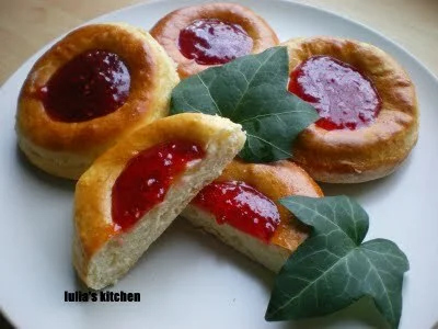 Sweetened Basque pastries