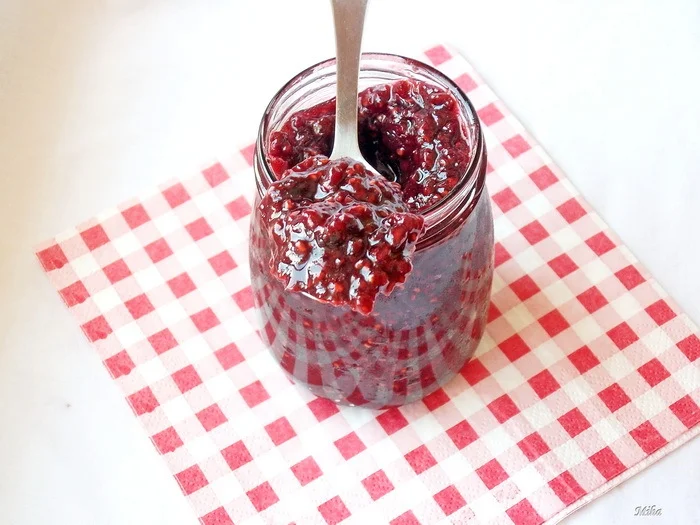Raspberry jam