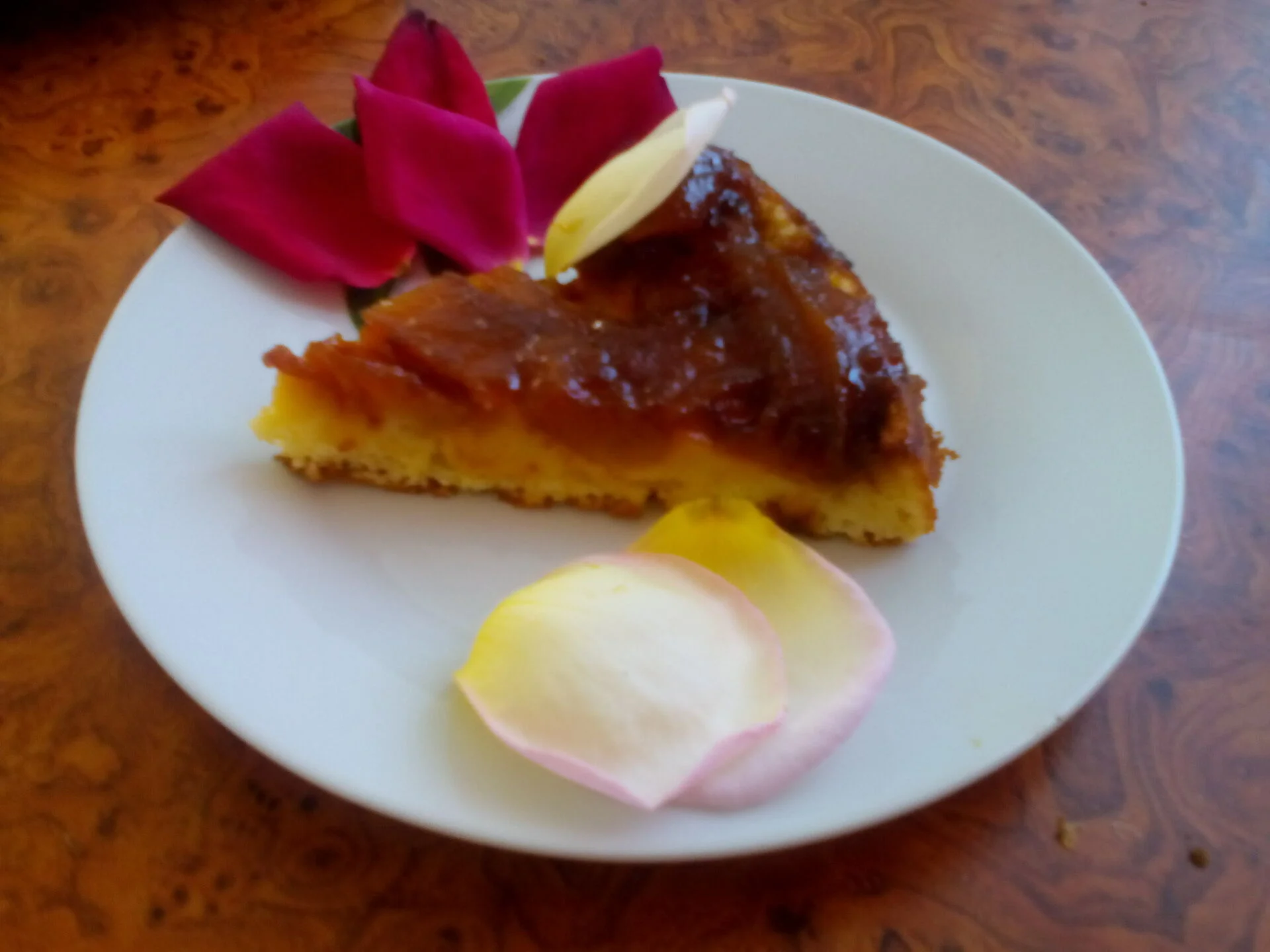 Clafoutis with caramelized apples