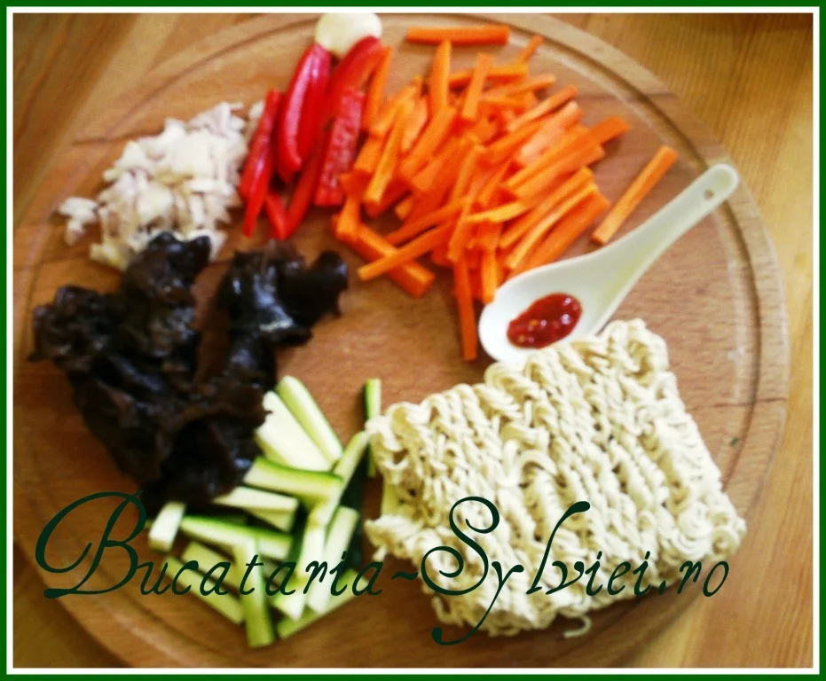 Chinese vegetable and fragrant mushroom soup