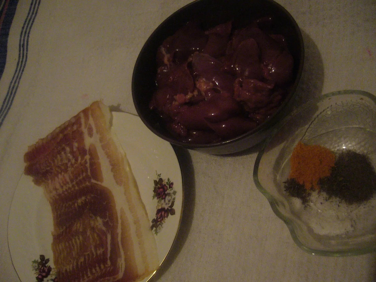 Chicken liver wrapped in bacon