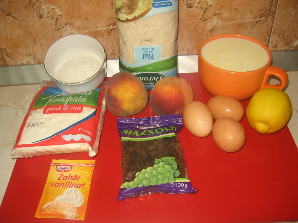 Rice pudding with cheese and raisins