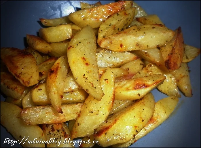 Oven-baked French fries