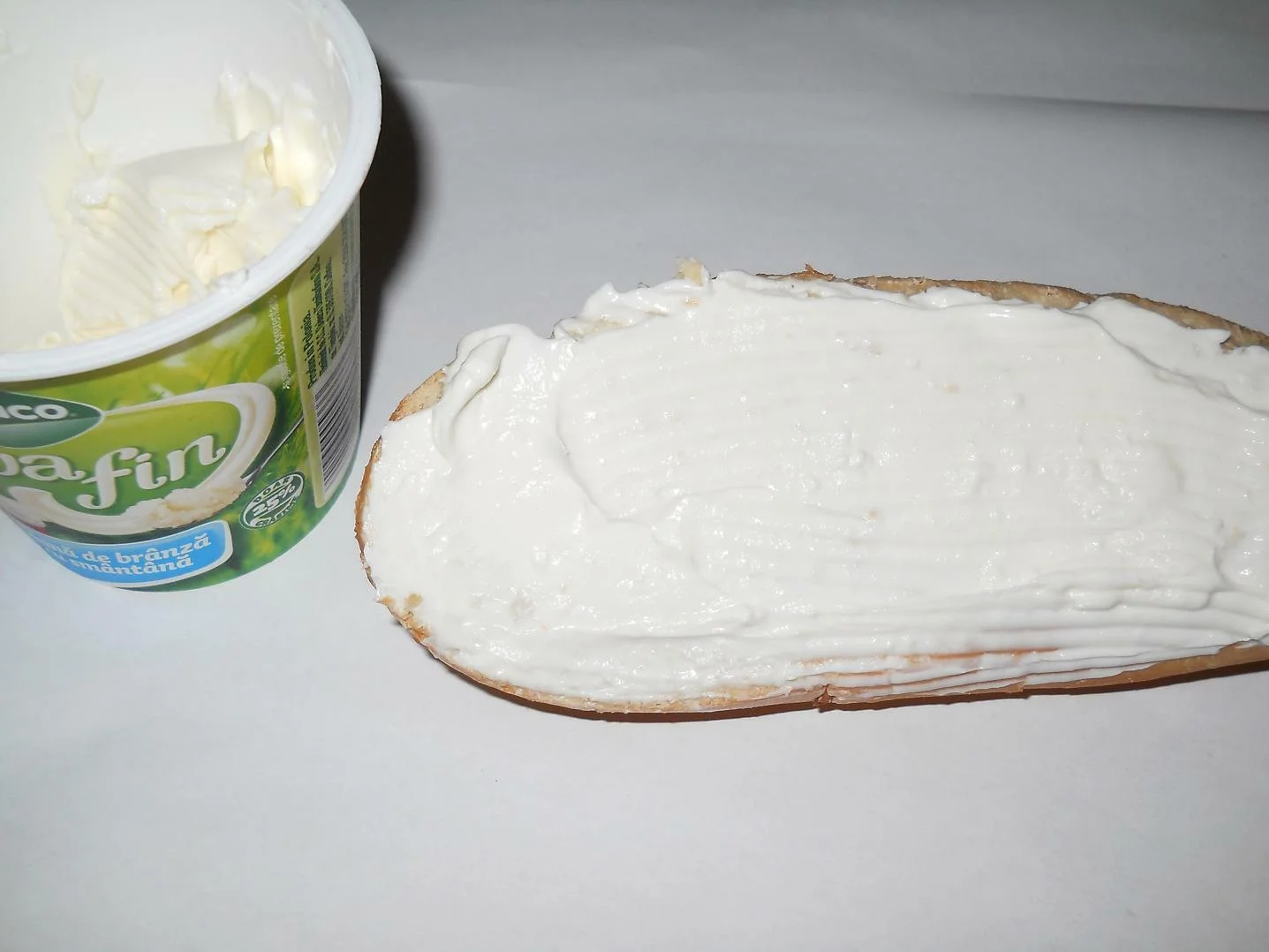 Sandwich with omelette