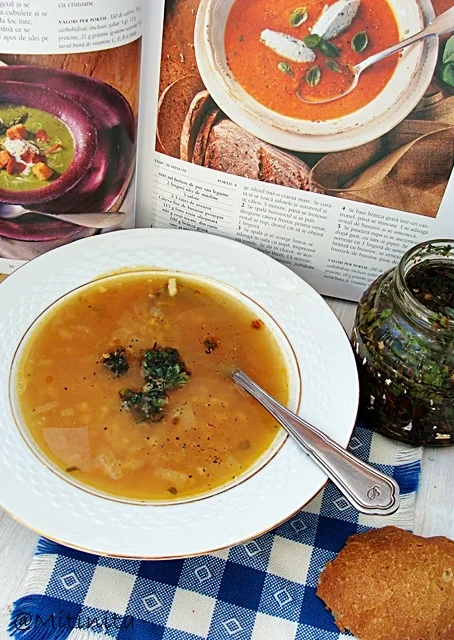 Lentil soup, red and tomato