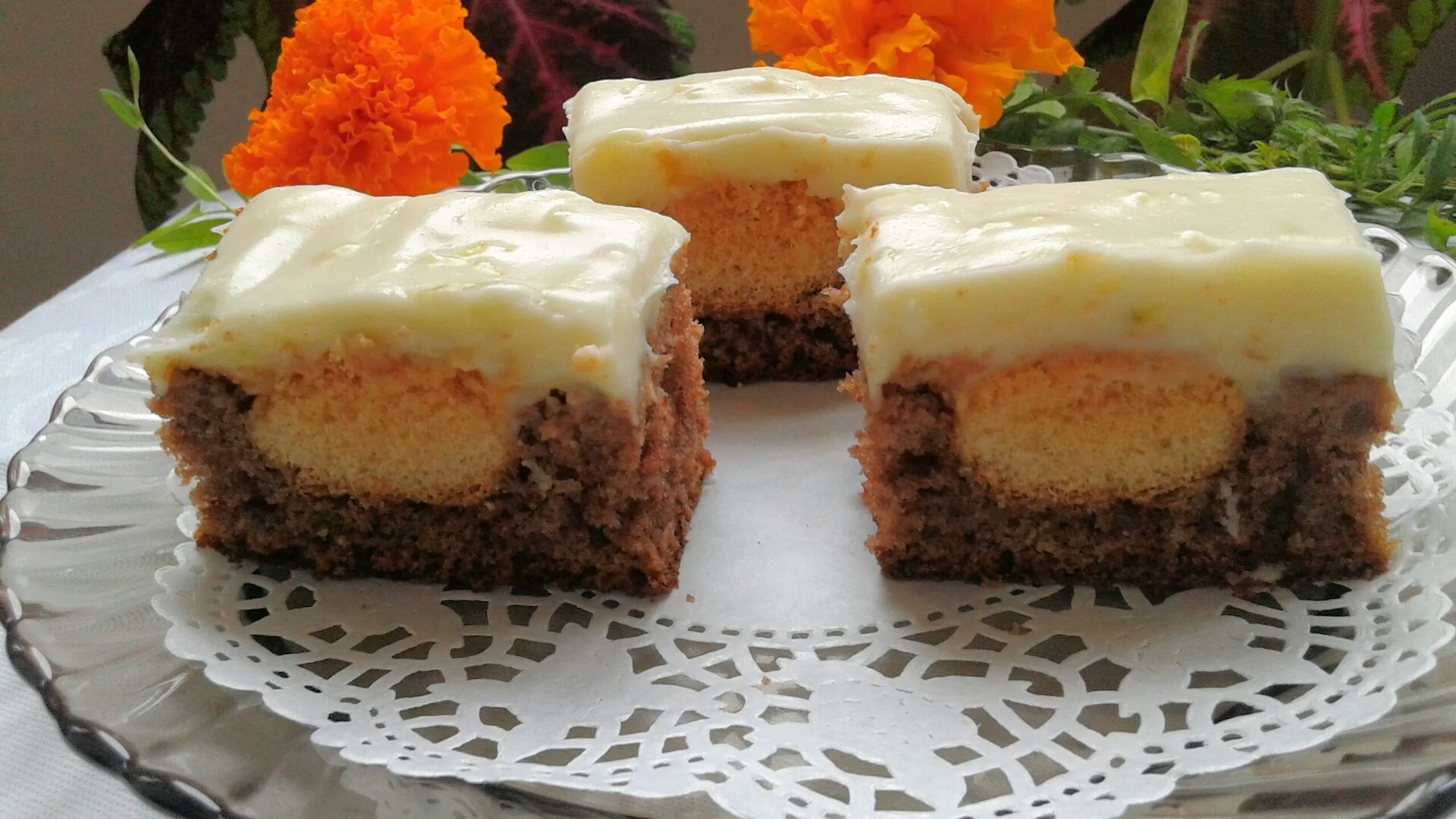 Lime Cream Biscuit Cake