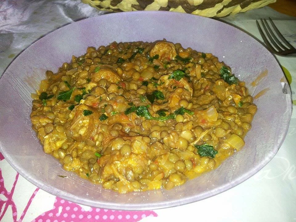 Lentil stew with sausage