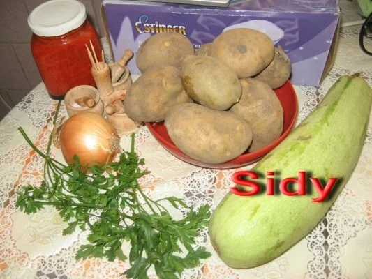 Potato and zucchini stew