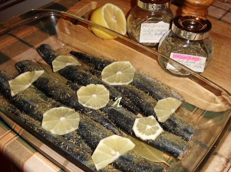 Zargan in marinated sauce