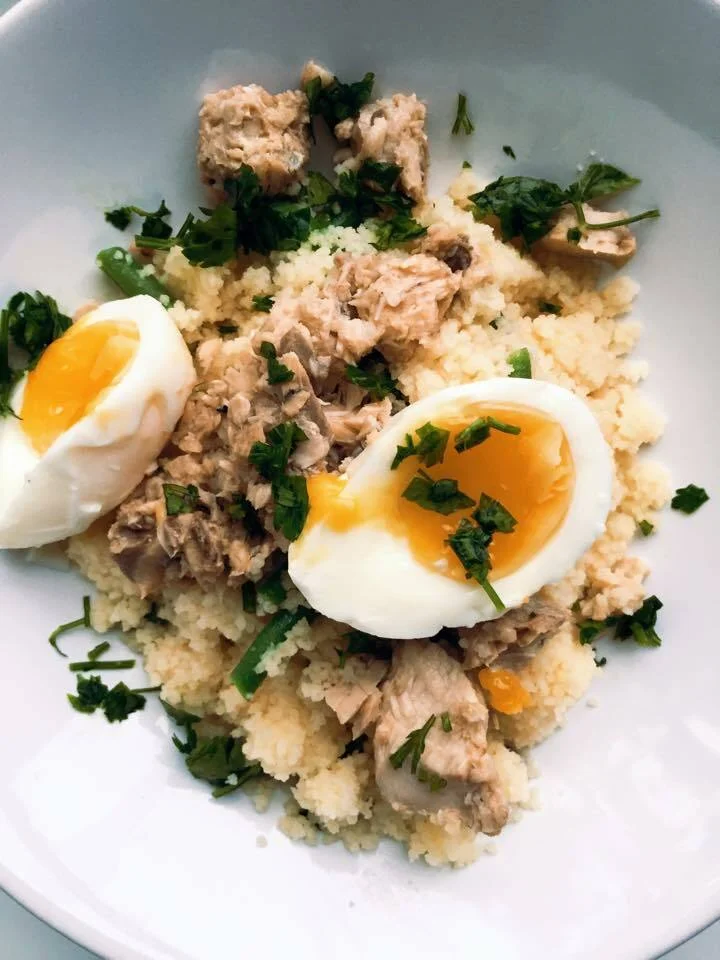 Couscous with salmon, eggs, and green beans