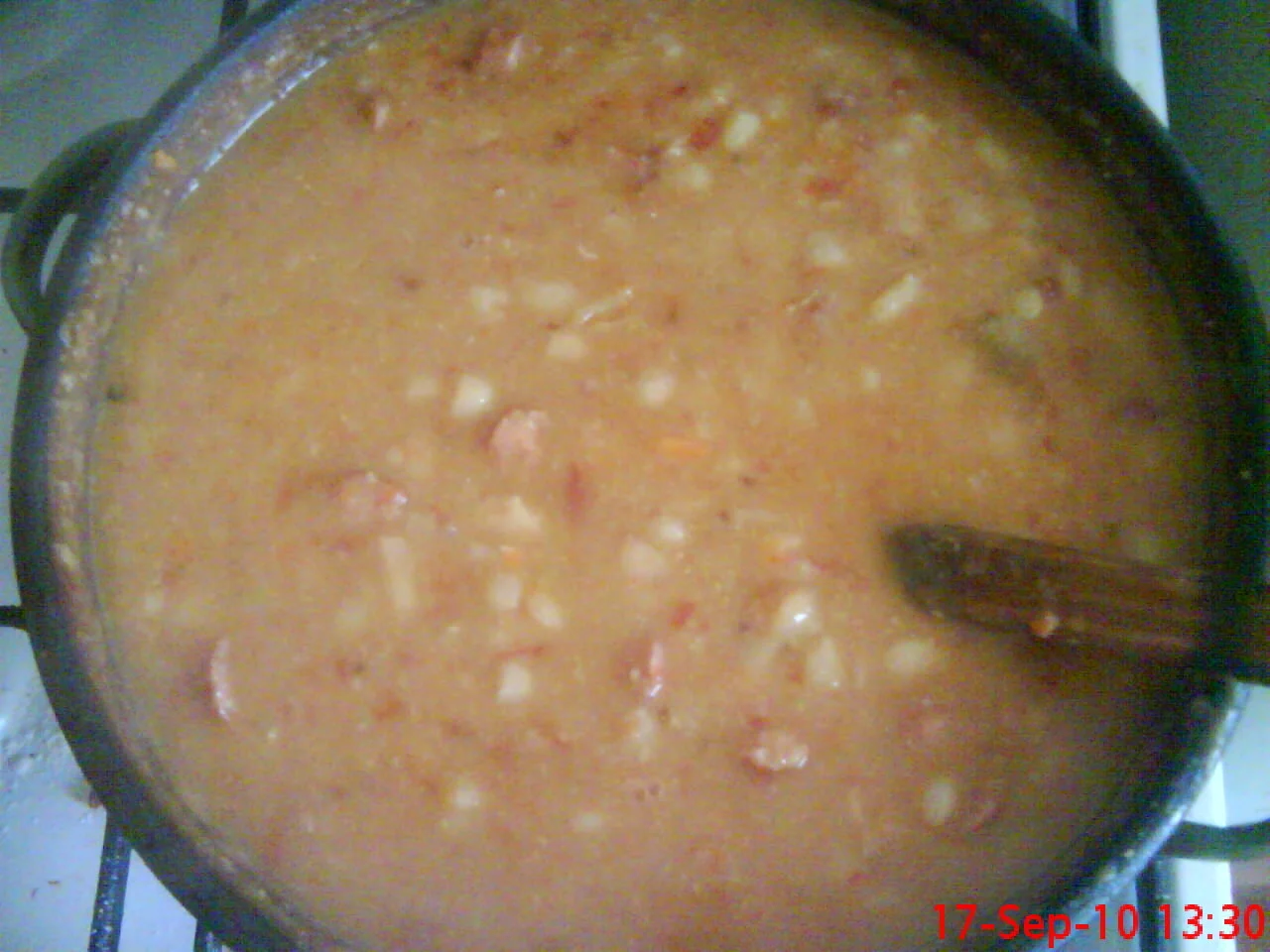 Bean stew with sausages