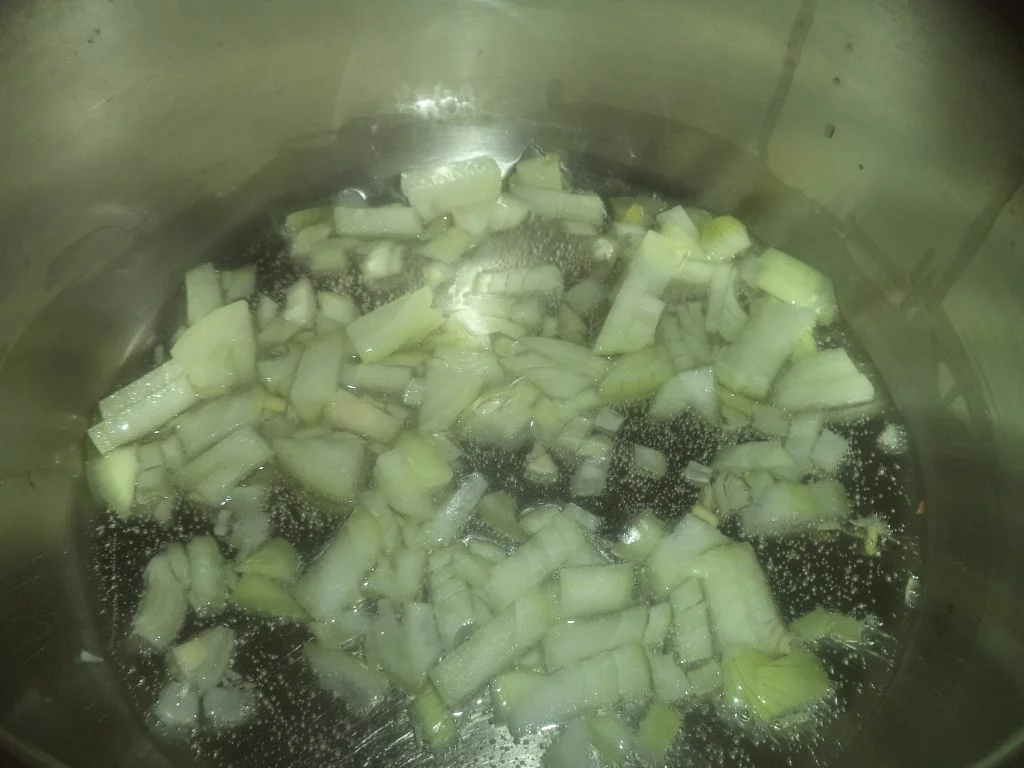 Rice pilaf with zucchini and dill cabbage salad