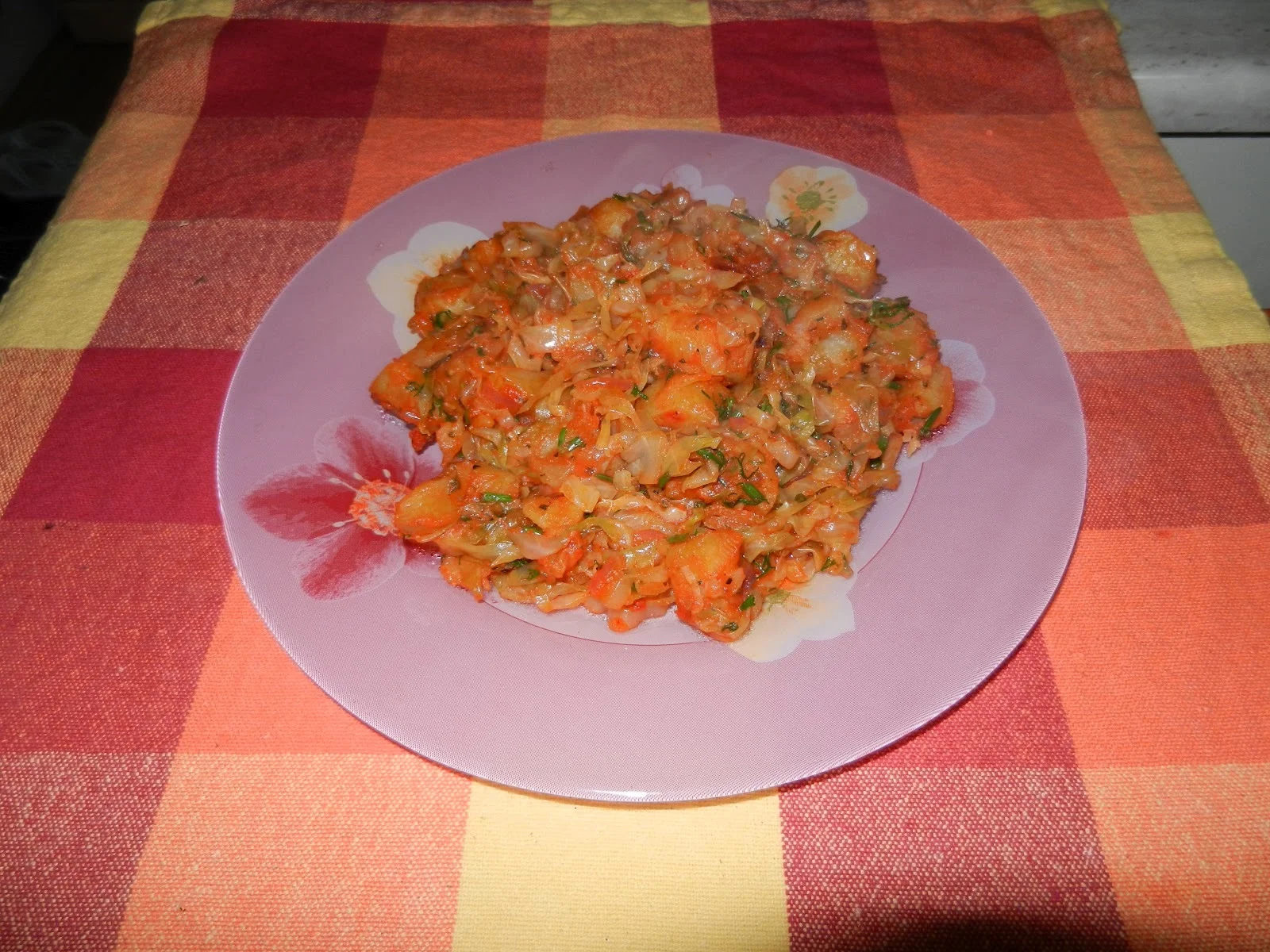 Cabbage sautéed with potatoes
