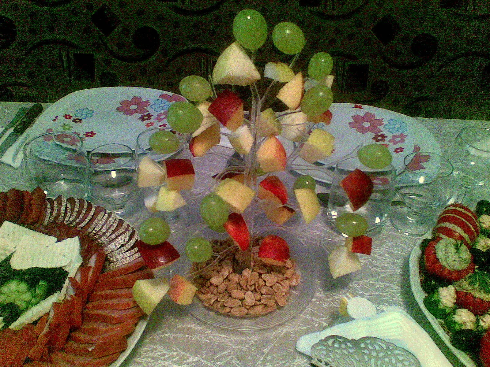 Fruit appetizer tree