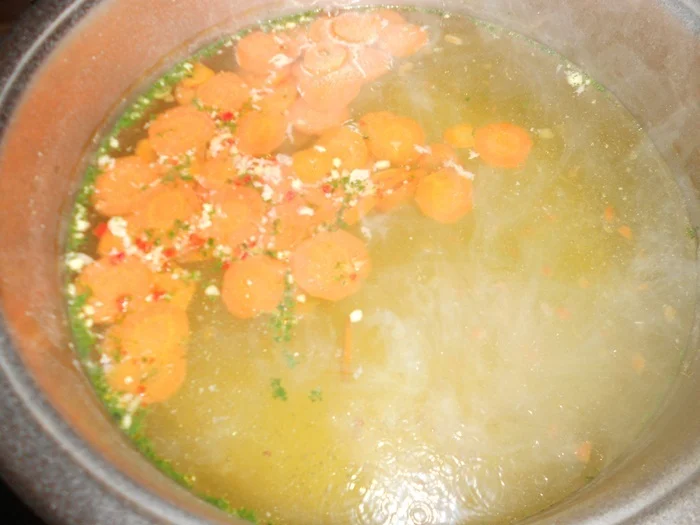 Tomato soup with dumplings