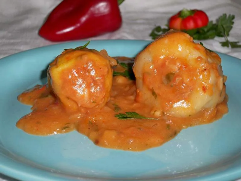 Peppers stewed with tomato sauce