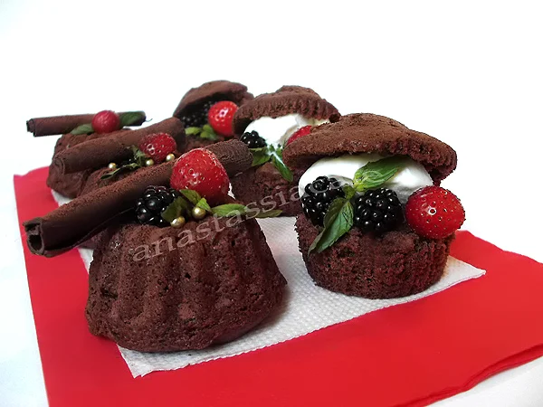 Chocolate muffins with love