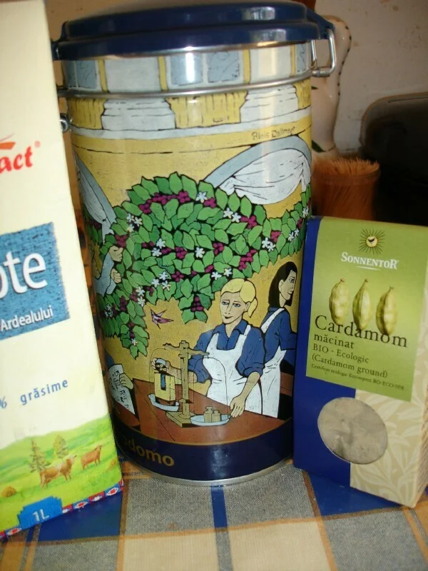 Coffee with cardamom