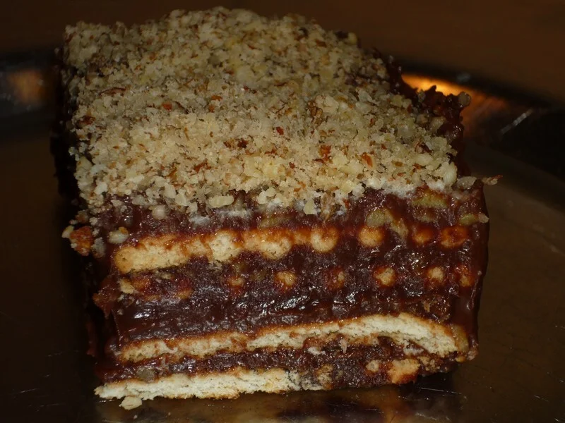 Chocolate and nut biscuit cake