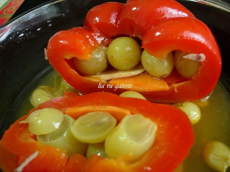 Peppers with grapes
