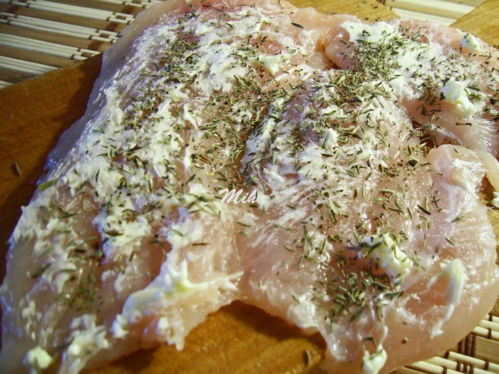 Chicken breast with a mushroom side dish