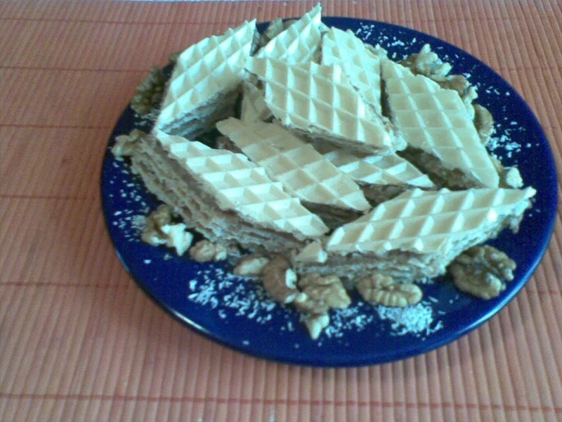 Wafer sheets with coffee cream