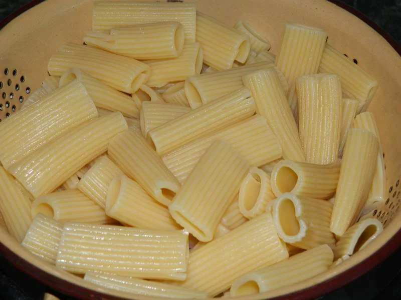 Rigatoni with meat