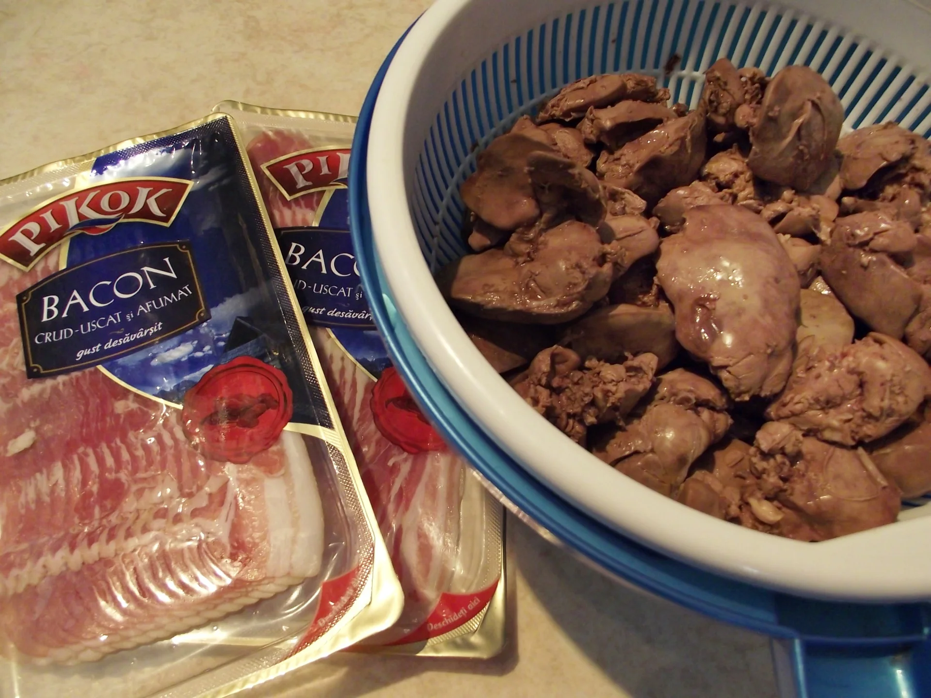 Chicken livers wrapped in bacon