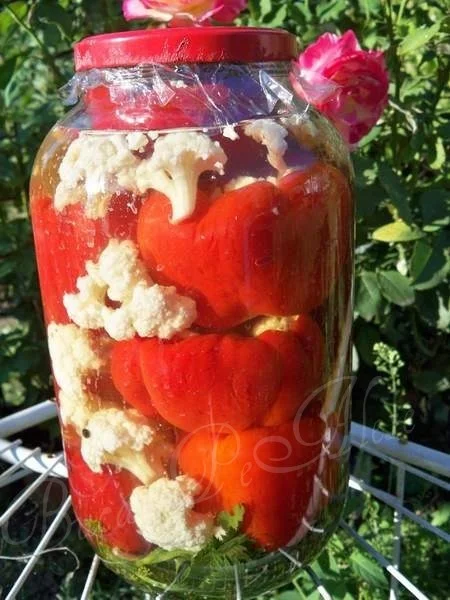 Stuffed peppers with cauliflower