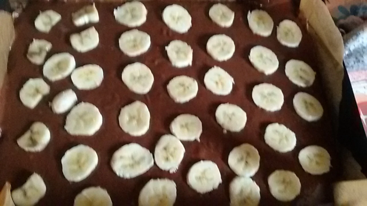 Vegan chocolate cake with bananas