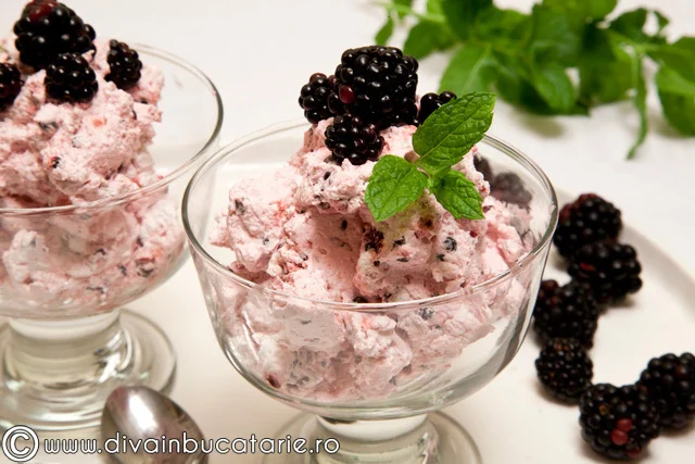 Blackberry foam