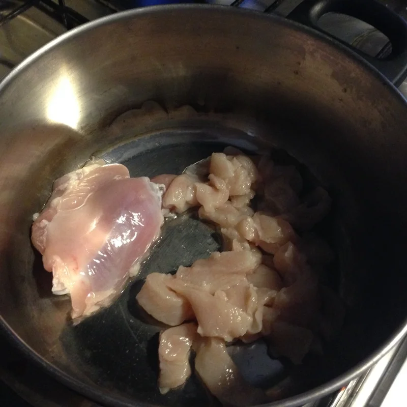 Chicken dish with vegetables