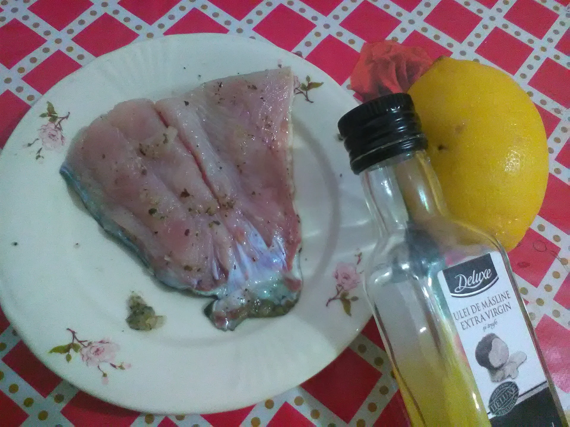 Carp fillet in a dry cooker with vegetable puree