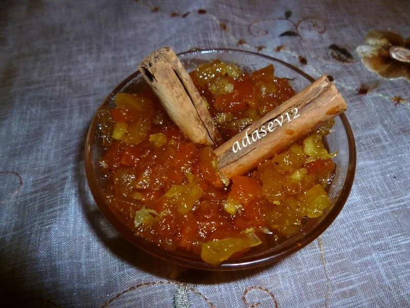 Melon, pineapple, and apple jam