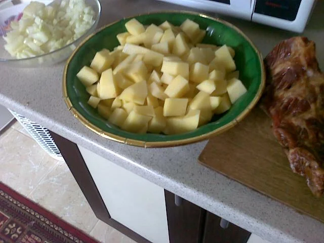 Reduced soup with potatoes and ribs