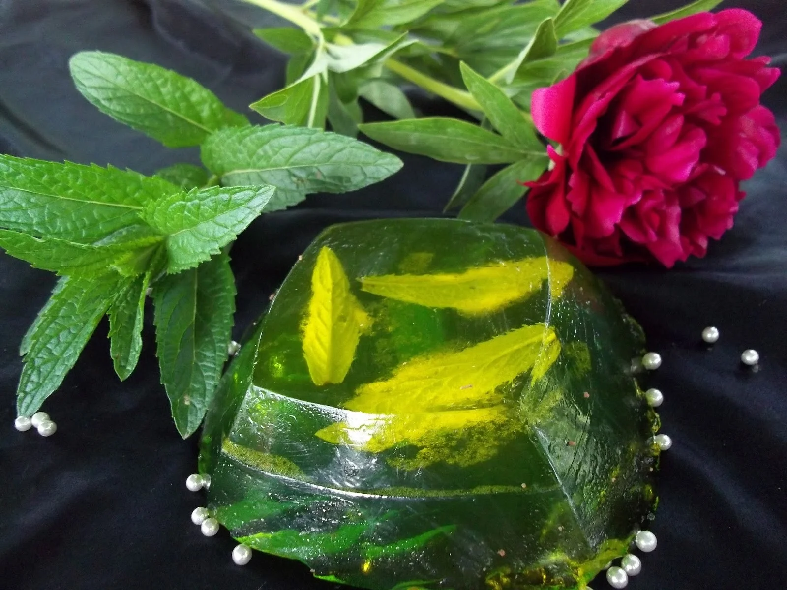 Mint and lime jelly