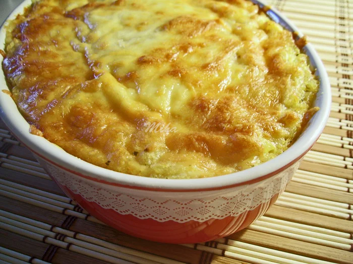 Peasant pie with potatoes