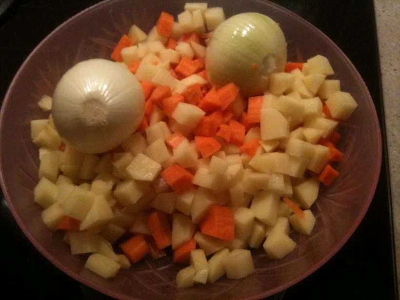 Coconut soup with homemade noodles