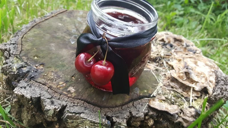 Cherry jam