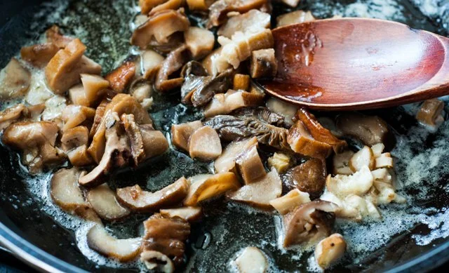 Vol-au-vents with porcini or Mont Blanc