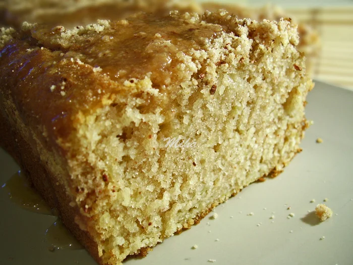 Apple and caramel cake