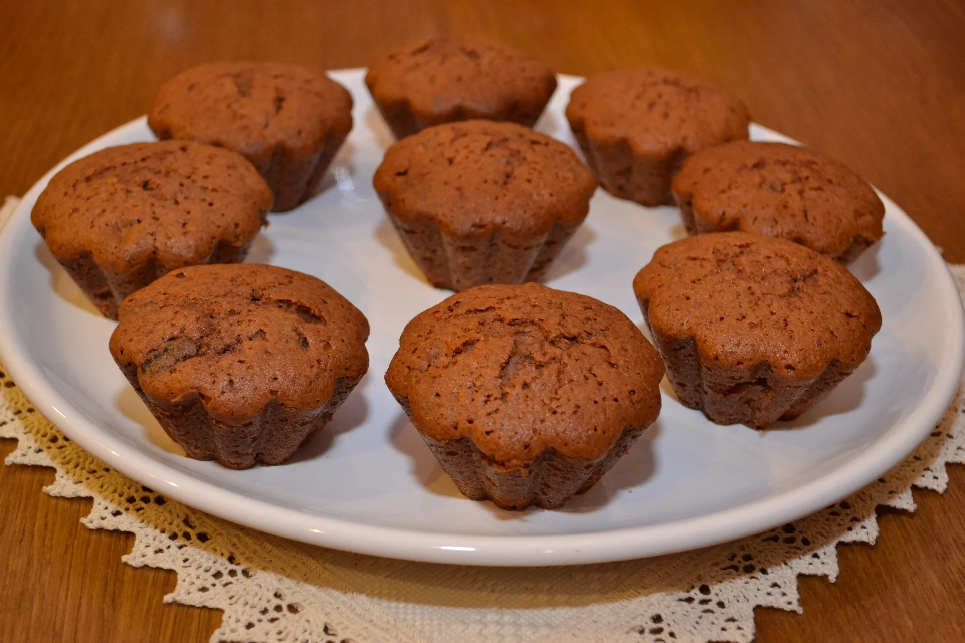 Plum jam muffins with cocoa and cinnamon