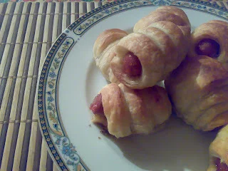 Sausages in puff pastry