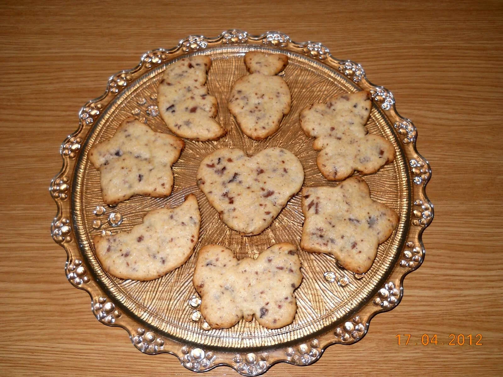 Vanilla cookies with chocolate chips