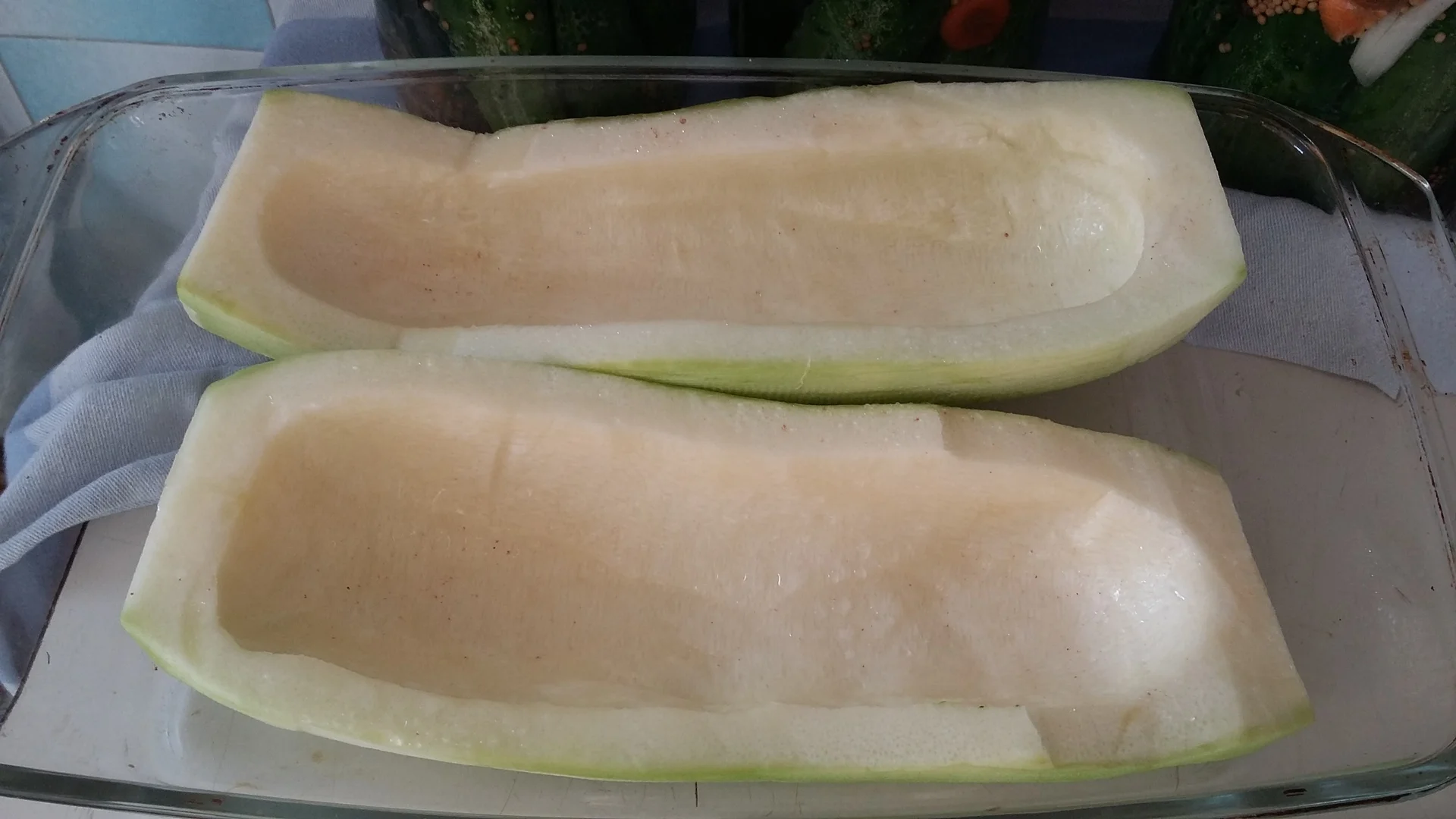 Pumpkin stuffed with vegetables