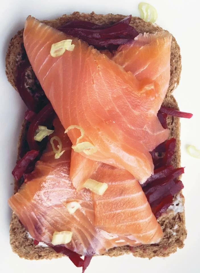 Sandwich with beetroot and smoked salmon