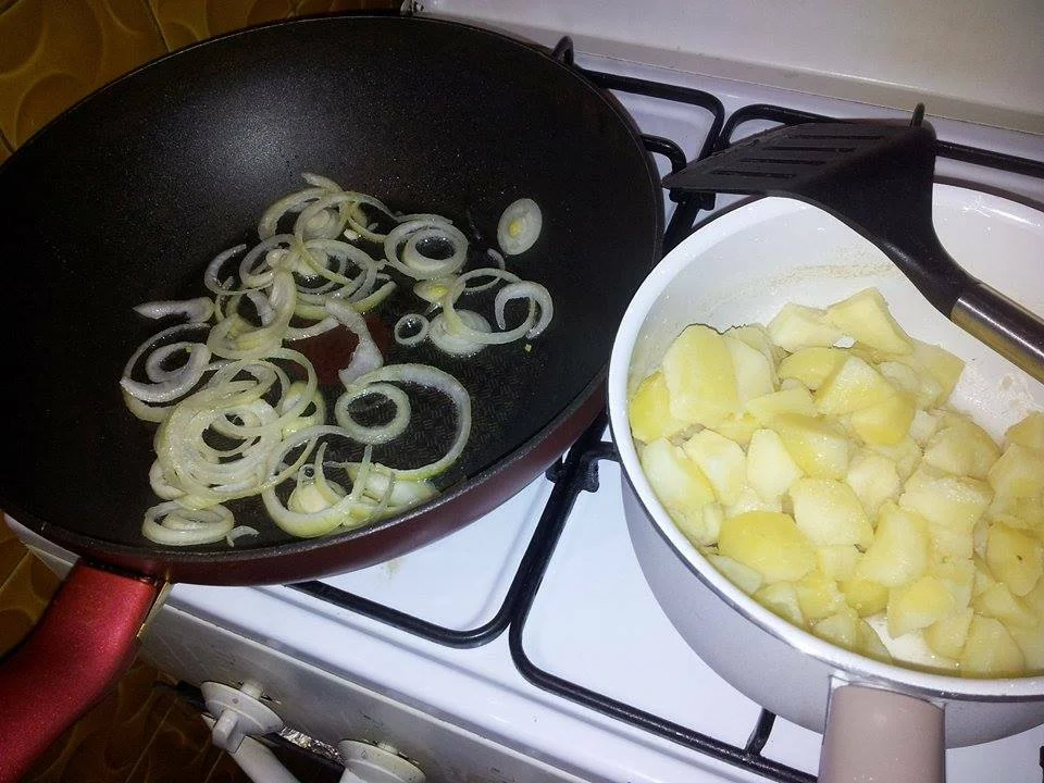 Vegan potato garnish