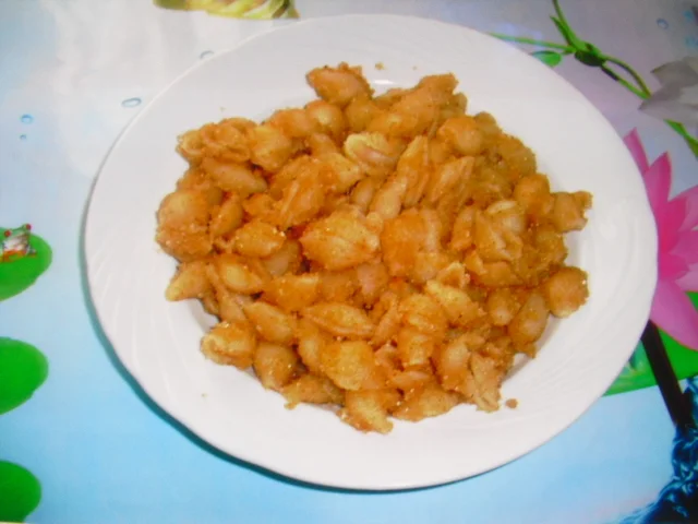 Macaroni with breadcrumbs