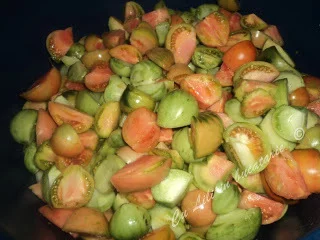 Pickled cucumbers with cauliflower