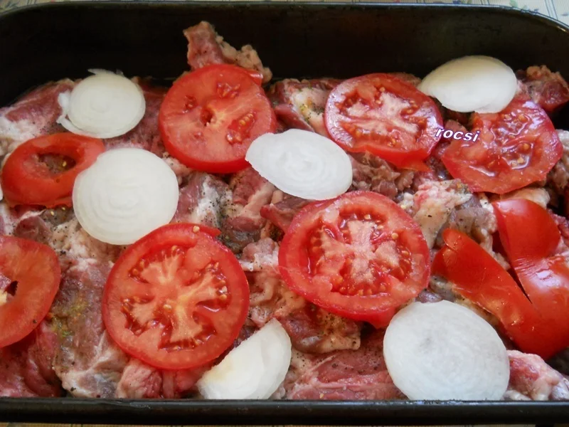 Roast pork in the tray